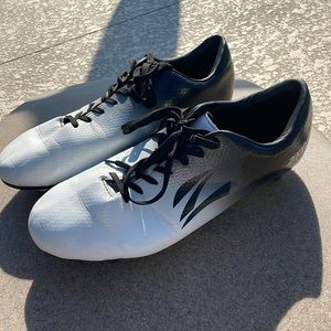 Zephz black white men’s cleats - SZ 13EE Sports Athleisure Team Back to School